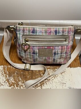 Coach Poppy Daisy Glam Signature C Madras Pastel Tartan Plaid Crossbody EUC
